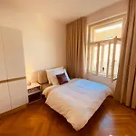 Modern Apartments Letna